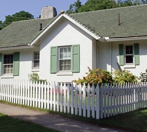 Even if your home has its flaws, a top Sacramento real estate agent can help you sell it.