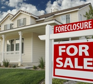 Good news: Foreclosure rates are falling fast.